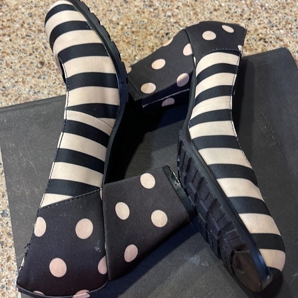 Elegant Italy Shoes for Business Wears - Picture 4 of 7